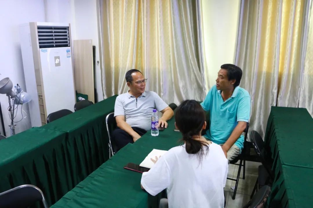 高端研討互學(xué)互鑒 資源共享共促共贏——記海南中學(xué)海口黃岡金盤高級(jí)中學(xué)高考備考研討會(huì)