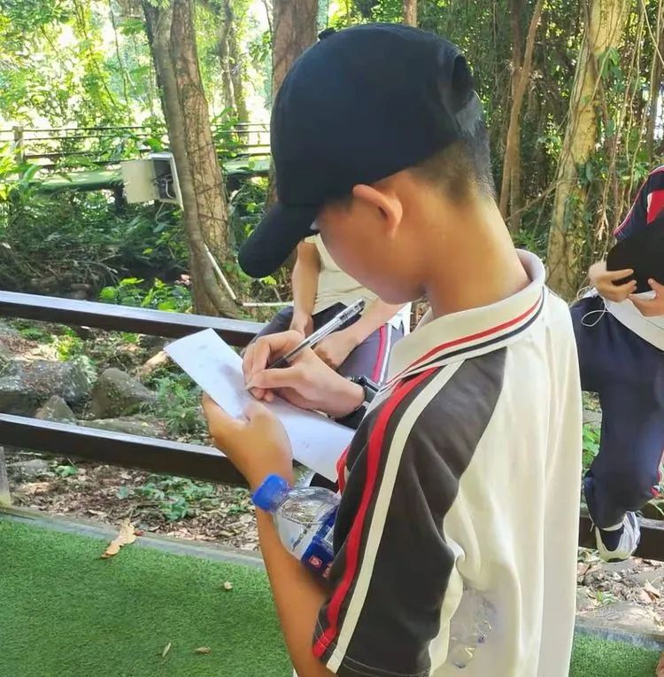 “重溫紅色歷史，做時代新人”——海口黃岡金盤高級中學(xué)初中部春季研學(xué)活動