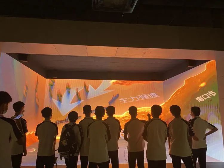 “重溫紅色歷史，做時代新人”——?？邳S岡金盤高級中學(xué)初中部春季研學(xué)活動