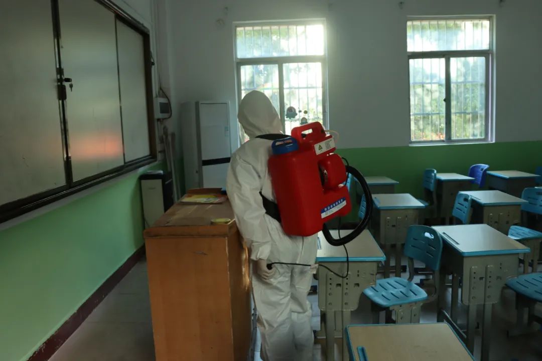 以練促防——?？邳S岡金盤(pán)高級(jí)中學(xué)開(kāi)學(xué)及疫情防控應(yīng)急演練