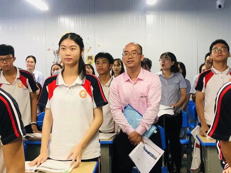 【校園動態(tài)】有效減負(fù)，協(xié)同發(fā)展——?？邳S岡金盤高級中學(xué)迎接責(zé)任督學(xué)督導(dǎo)“雙減”和“五項管理”工作