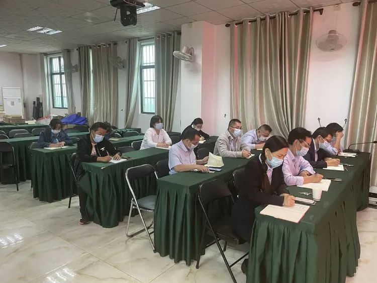 【校園資訊】?？邳S岡金盤高級(jí)中學(xué) 召開校園疫情防控應(yīng)急處置工作會(huì)議